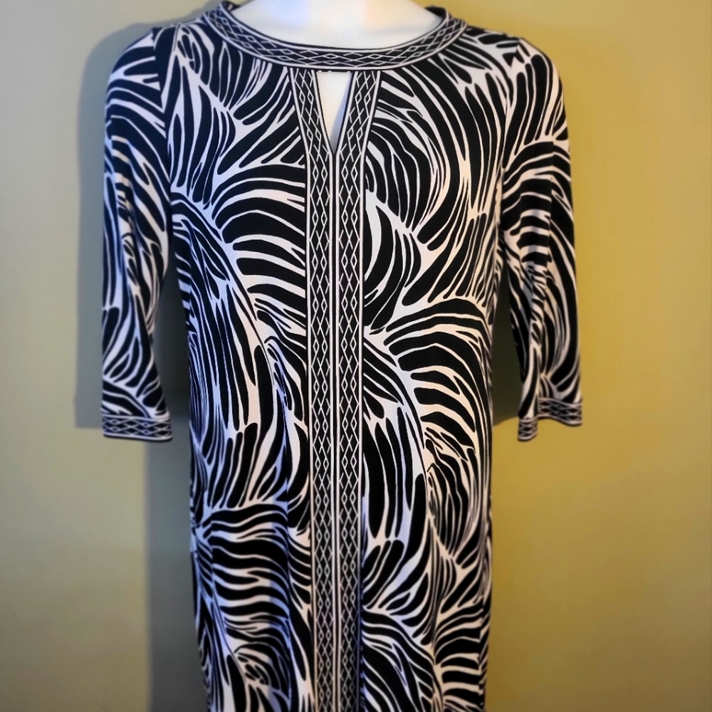 Womens, keyhole, black and white, Animal print,knee length, Cocktail dress Small